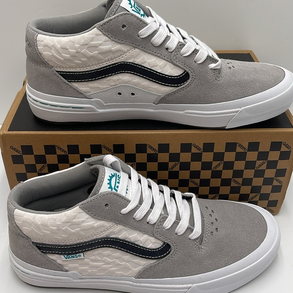 Vans Men’s Bmx Style 114 Peraza Grey/White
VN0A4BXL1XM
Sneakers - Picture 2 of 16